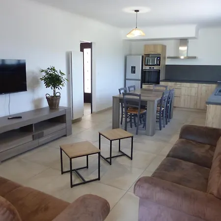 Maison Chez Pepete - Bis Feriehus *